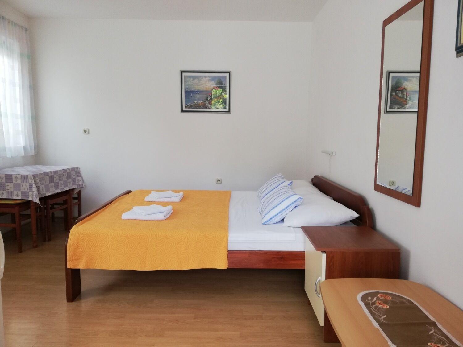 Apartments Nada - 100 M From Beach Кали Екстериор снимка