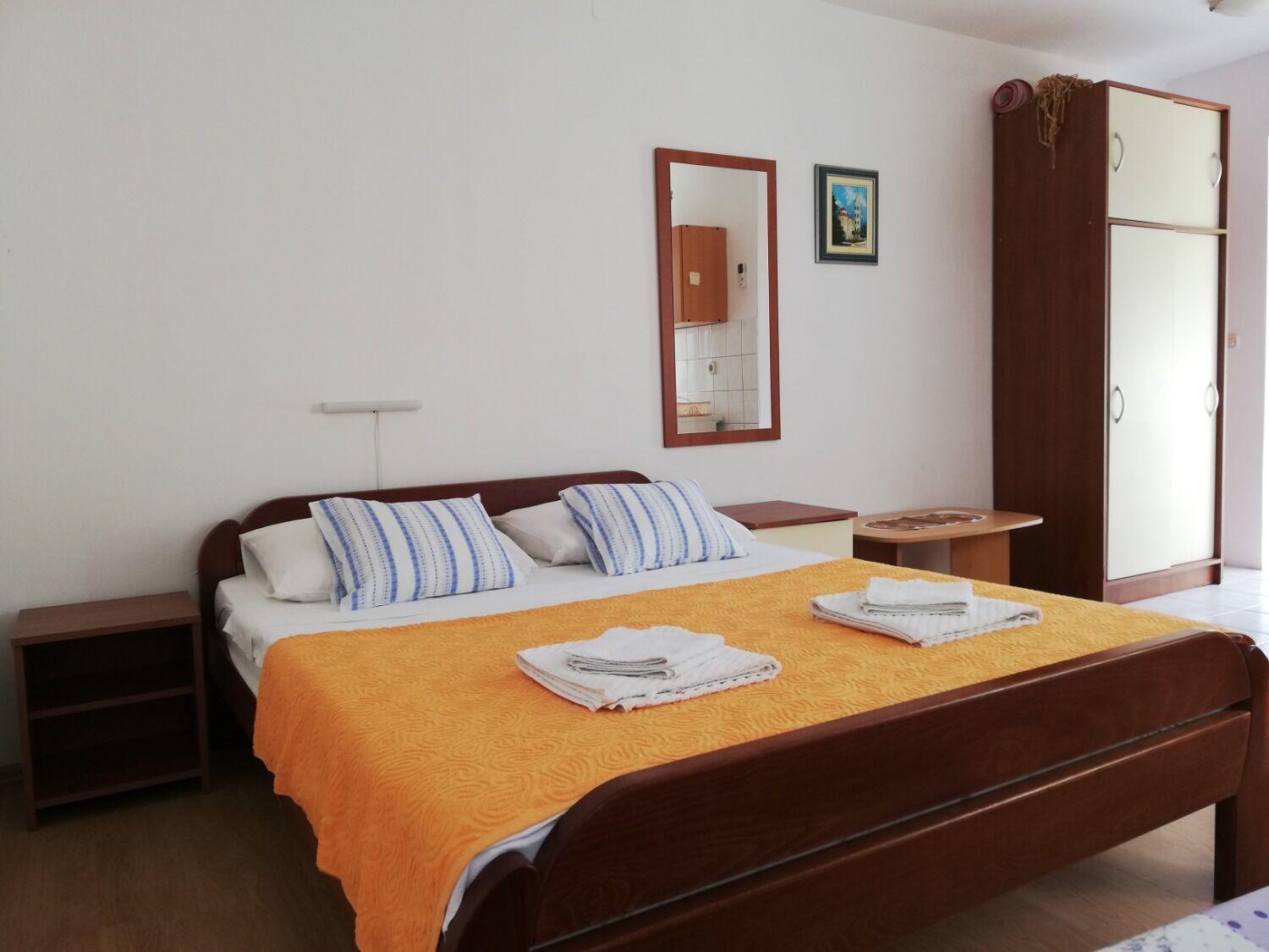Apartments Nada - 100 M From Beach Кали Екстериор снимка