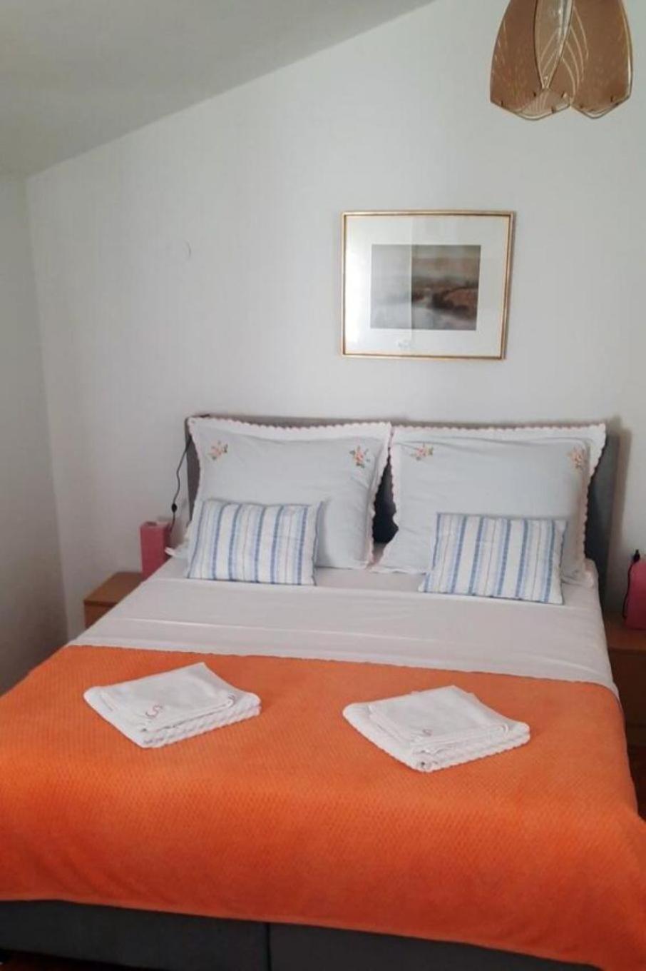 Apartments Nada - 100 M From Beach Кали Екстериор снимка