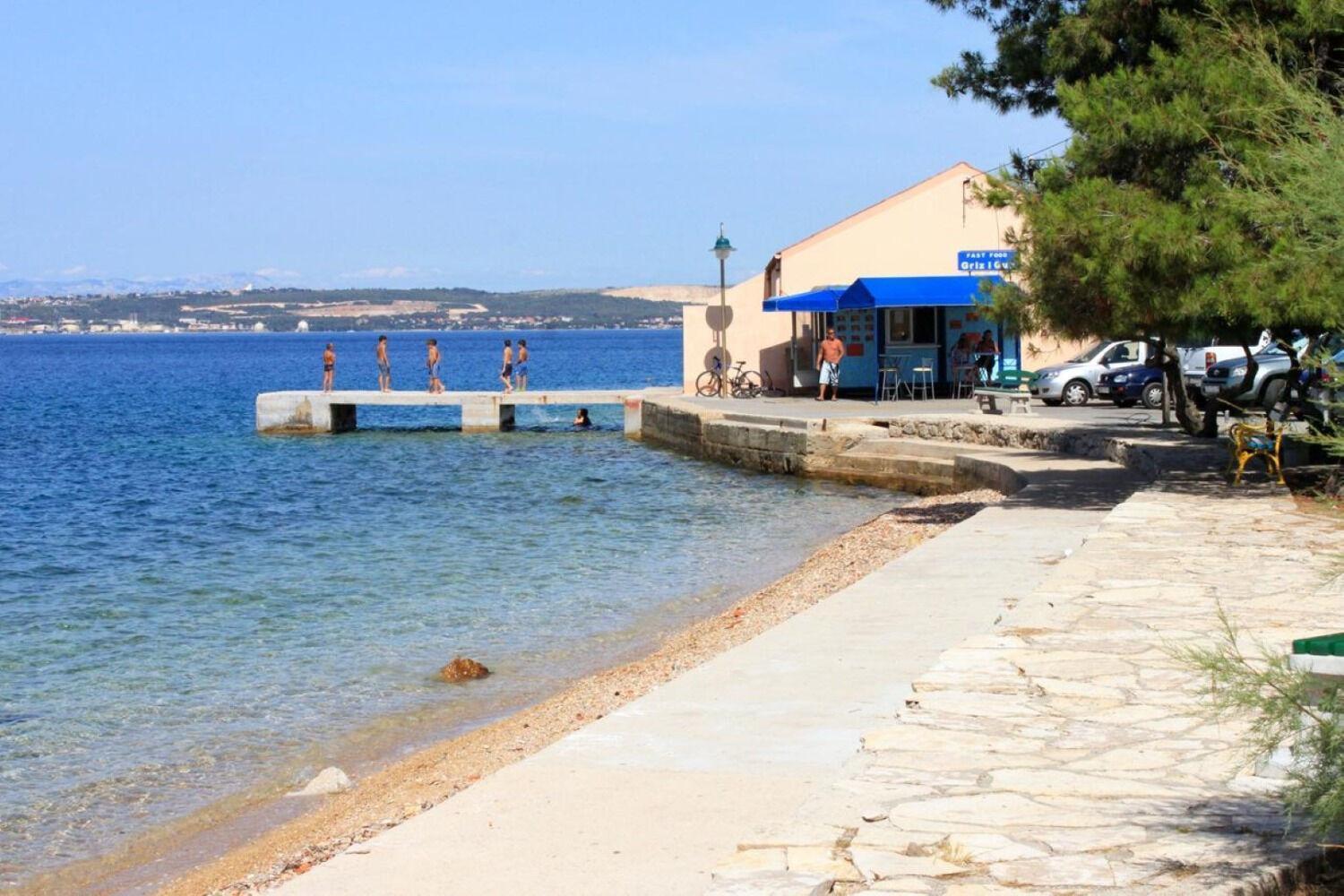 Apartments Nada - 100 M From Beach Кали Екстериор снимка